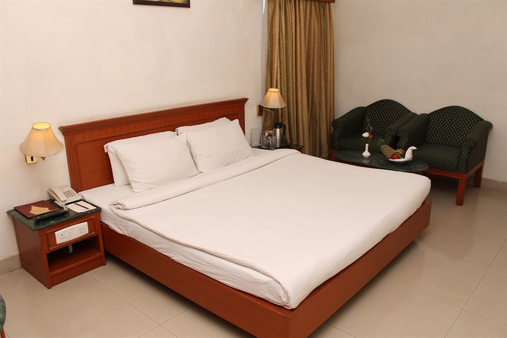 Hotel Raj Palace Sundar Chennai