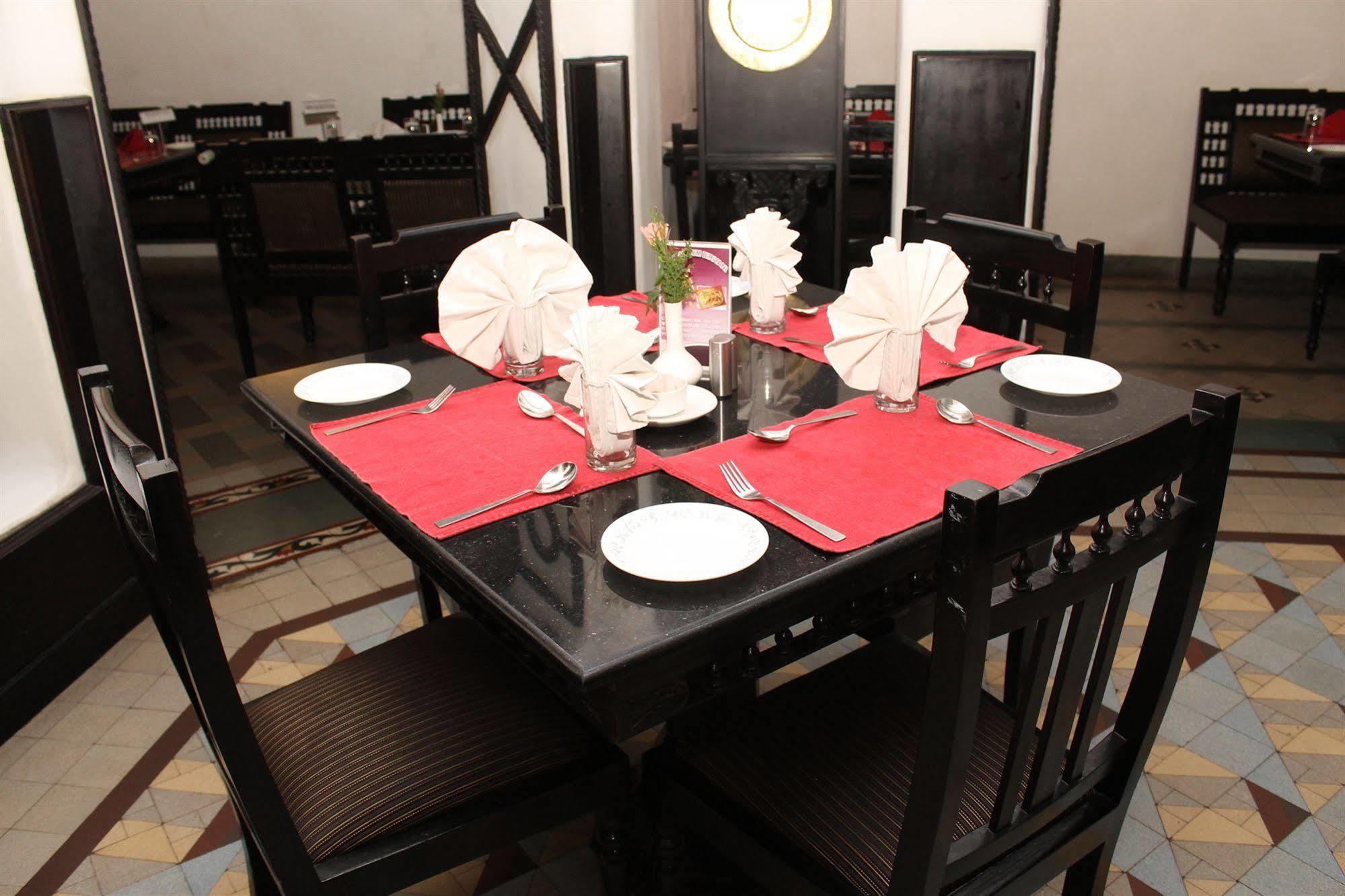 Raj Palace Sundar