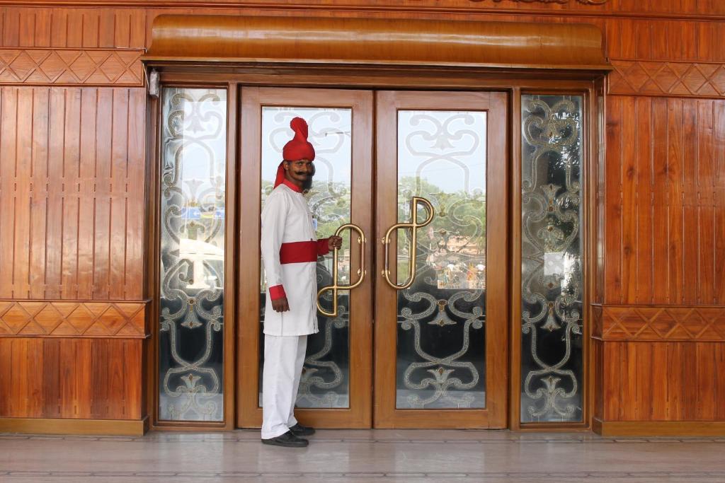 Hotel Raj Palace Sundar 3*