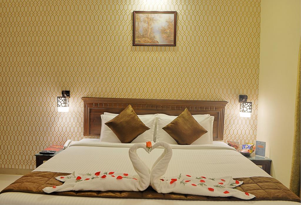 Raj Palace Sundar