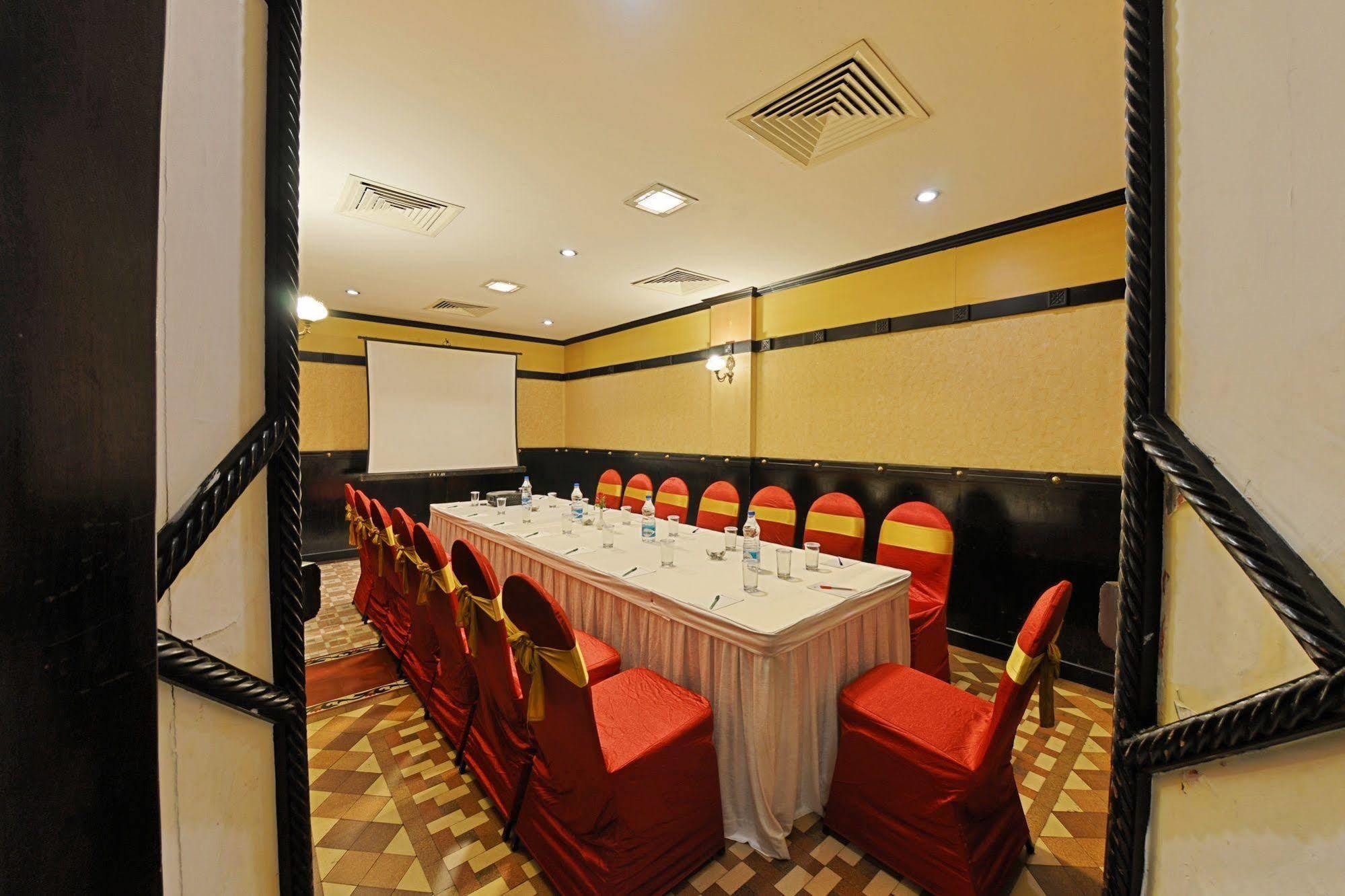 Raj Palace Sundar