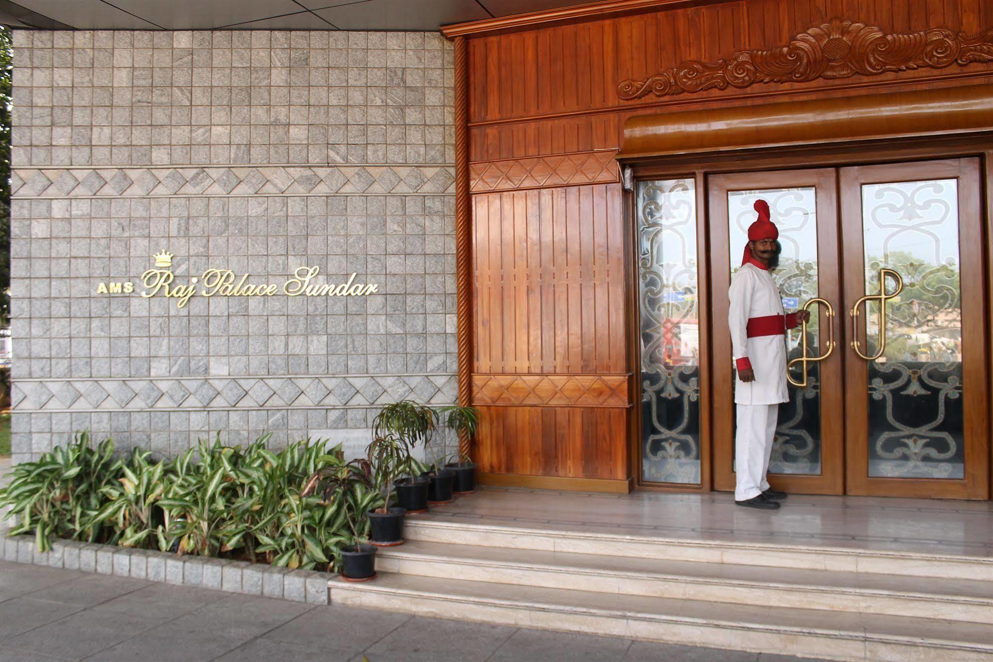Raj Palace Sundar Hotel